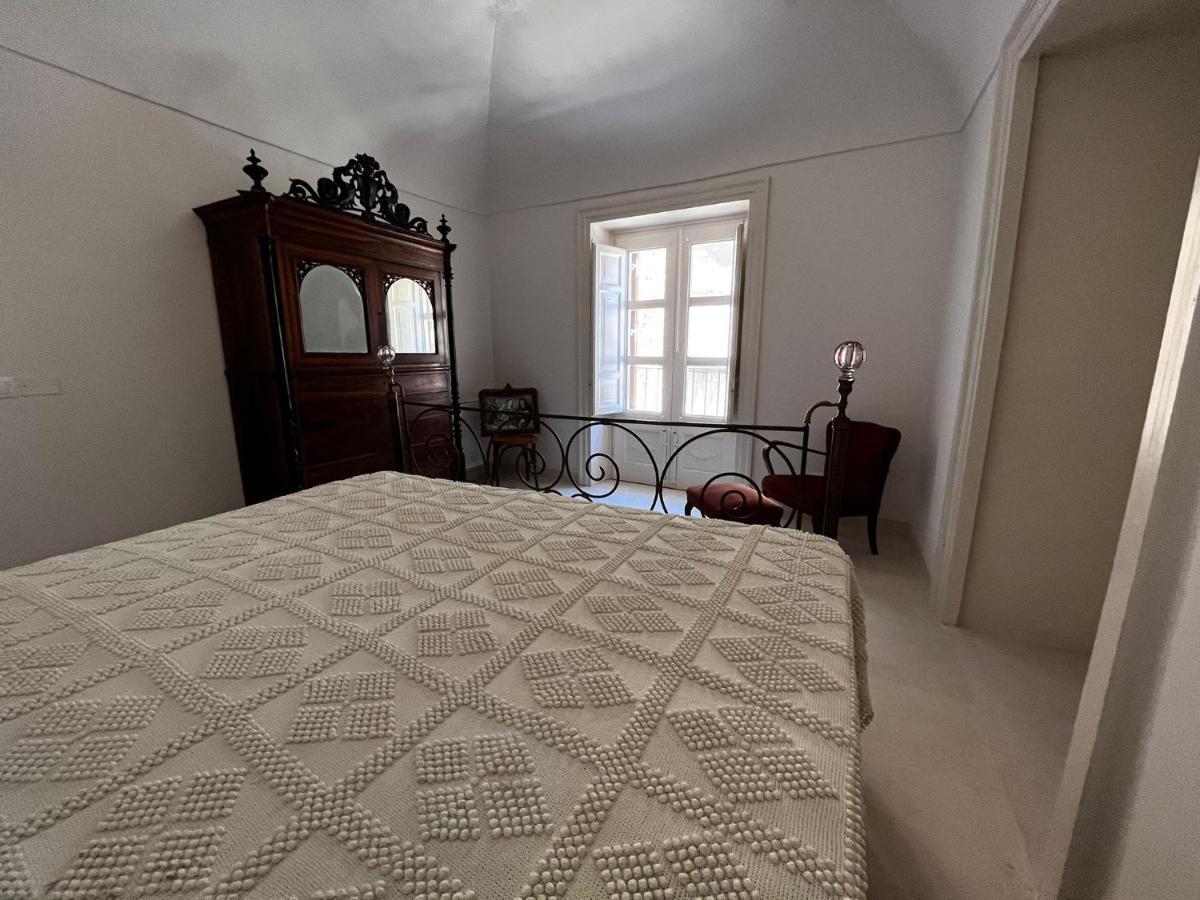 コルレオーネ Palazzo Triolo - Dimora Di Charme Bed & Breakfast エクステリア 写真
